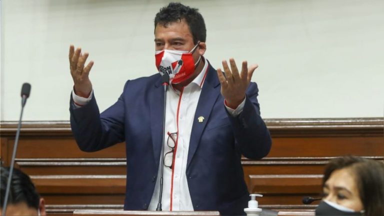 Congresista Edwin Martínez indicó que Acción Popular votará a favor de la confianza al gabinete Bellido