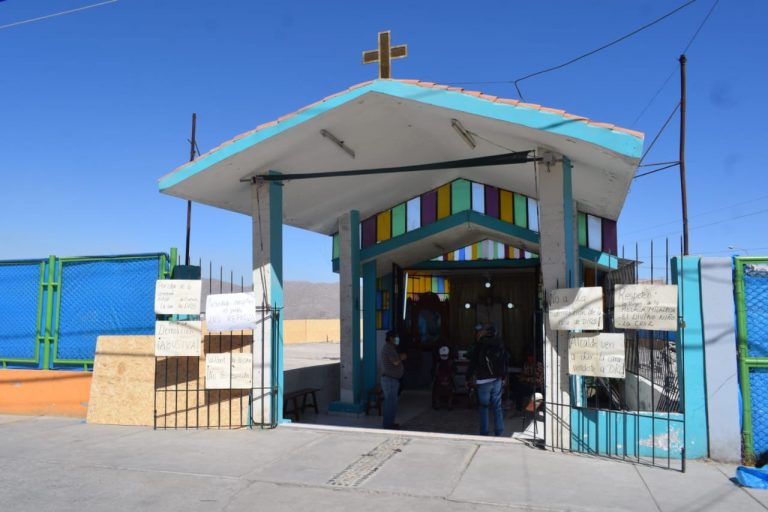 Vecinos de San Martín, Socabaya, se oponen a la demolición de capilla de más de 40 años