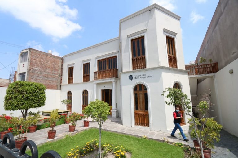 Ingreso a la Casa Museo Mario Vargas Llosa es libre por aniversario de Arequipa