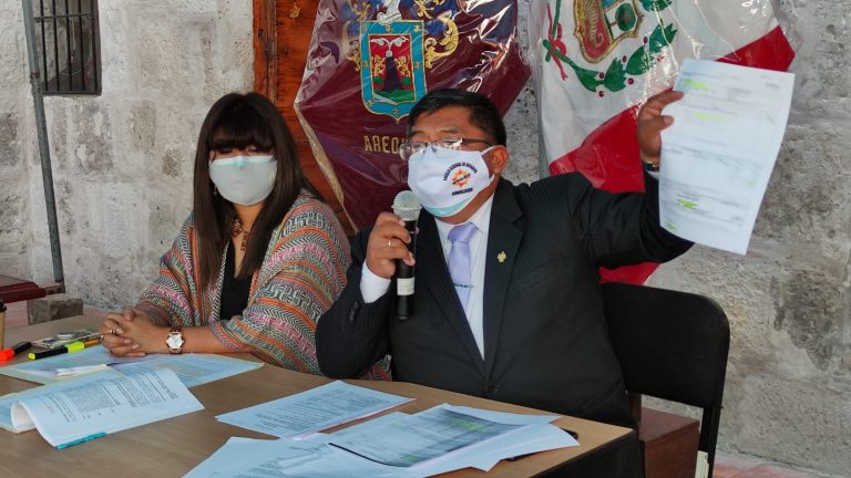 Denuncian que presidente del Consejo Regional de Arequipa «blinda» a gerente de Copasa