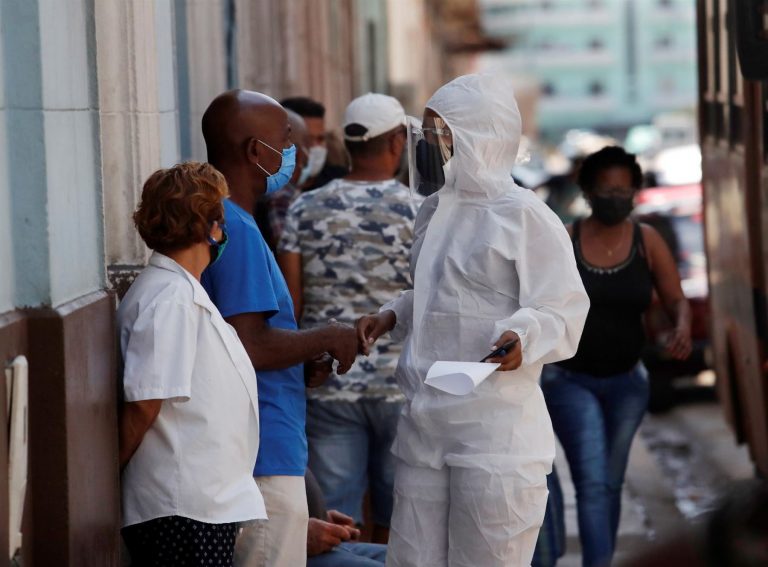 Se mantiene la tendencia baja en contagios de COVID-19 en Cuba
