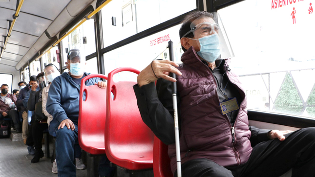 En Arequipa, más 4000 personas con discapacidad tienen pase libre para viajar en transporte público