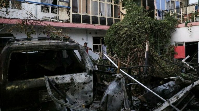 Estados Unidos asesina por «error» a diez civiles en Afganistán tras ataque en dron