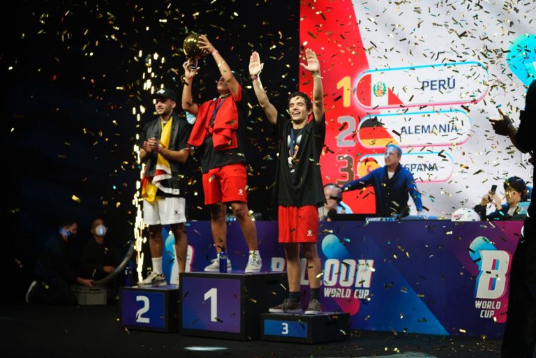 Perú venció a Alemania y es el primer campeón mundial de globos