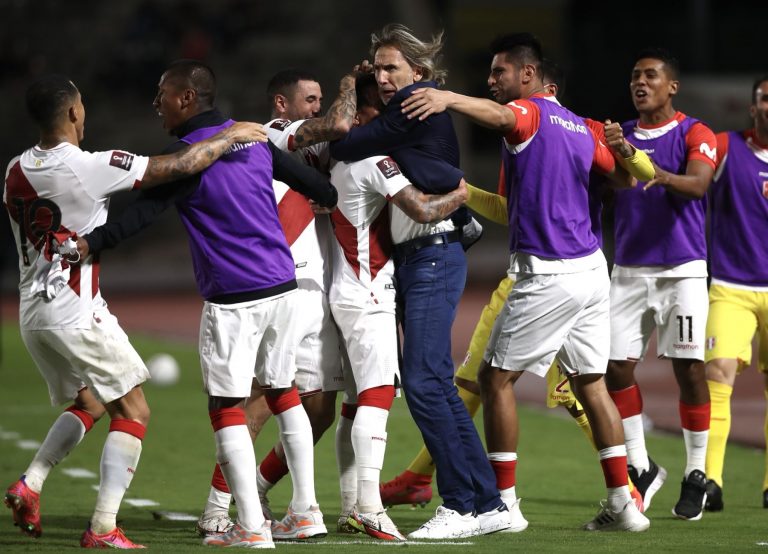 Selección peruana: La fe de Gareca obra la enésima resurrección de Perú