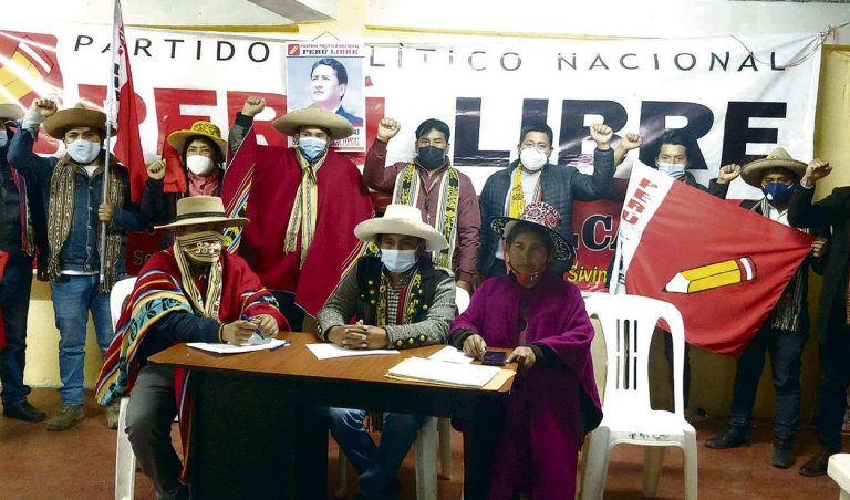 Bases de Perú Libre piden la expulsión de Dina Boluarte del partido
