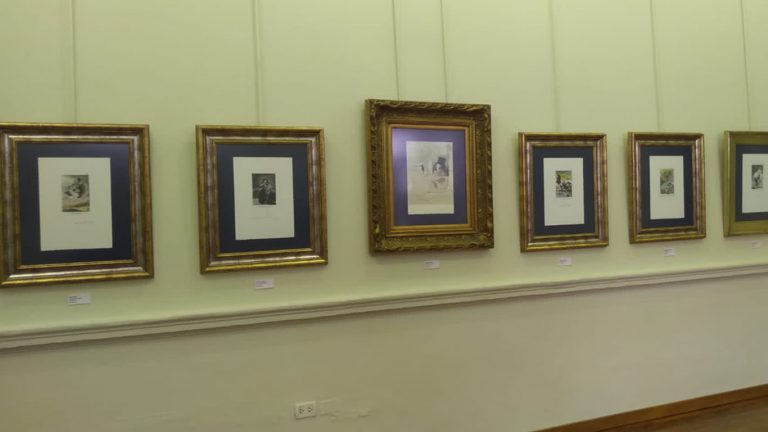Exhiben pinturas de Salvador Dalí