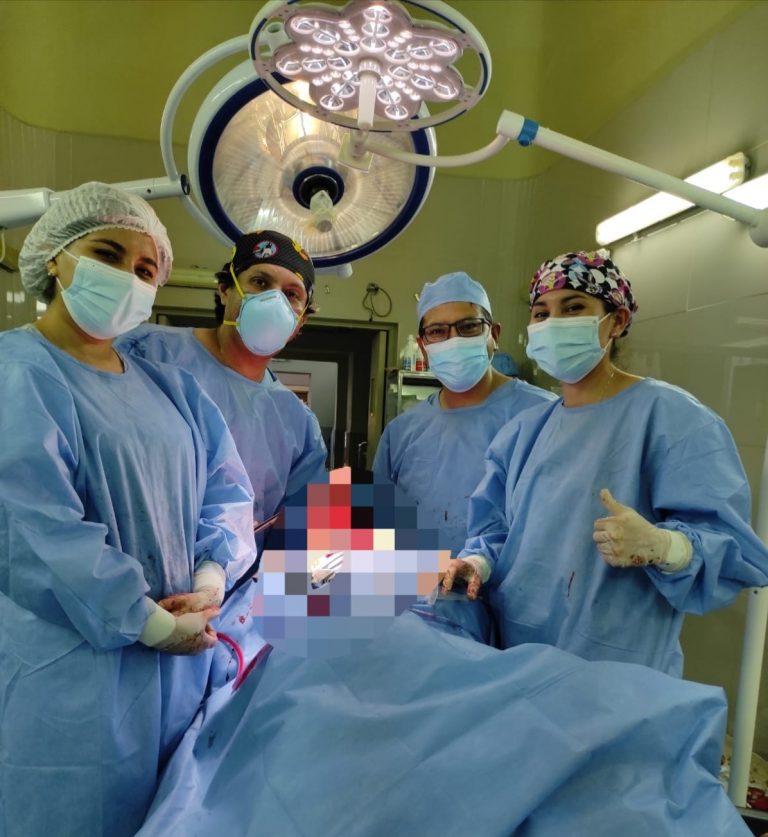 Cirujanos del Hospital Goyeneche lograron retirar con éxito tumor de riñón en herradura