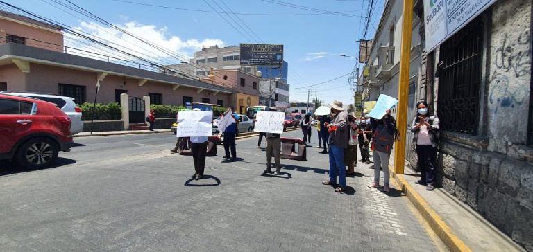 Continúan las protestas contra la implementación de ciclovías en la ciudad