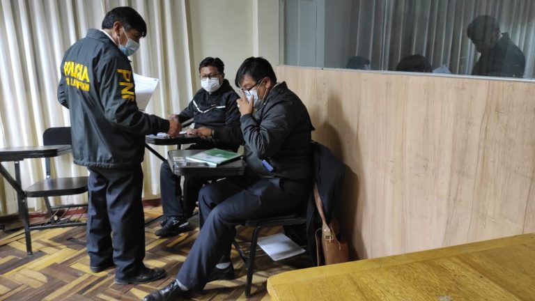 Fiscalía solicita 9 meses de prisión preventiva para gobernador regional de Puno