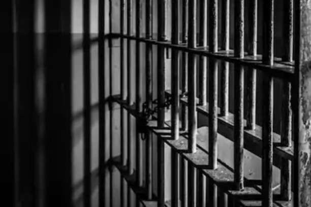 Sentencian a 24 años de cárcel a sujeto que abusó de su expareja