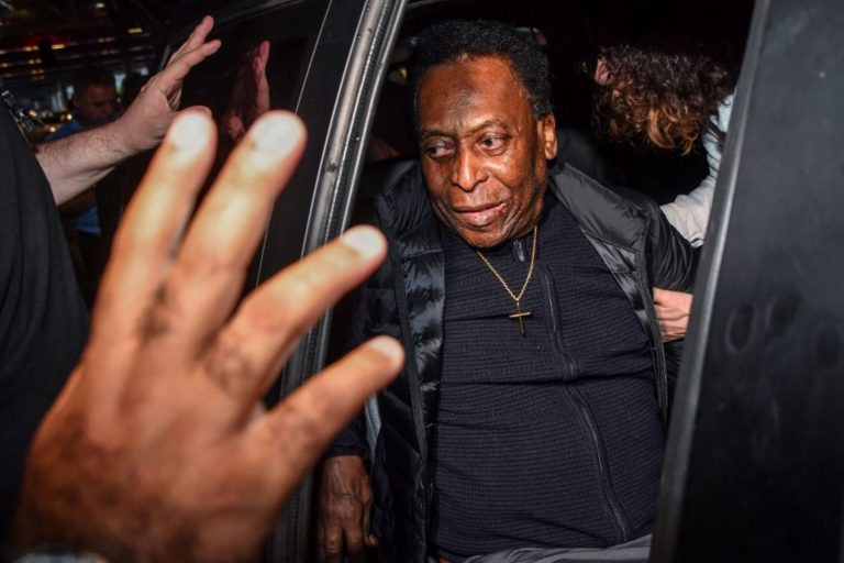 Pelé volverá a casa en dos o tres días tras tratamiento contra tumor