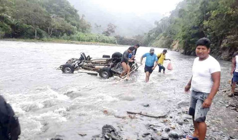 Hallan cadáver de uno de los posibles desaparecidos en el río Inambari