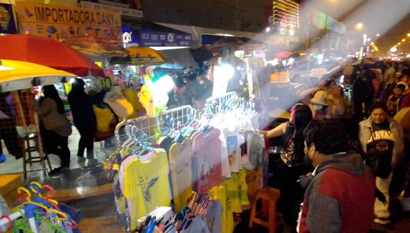 Negociantes amenazan con salir a vender a las calles si no controlan el comercio ambulatorio