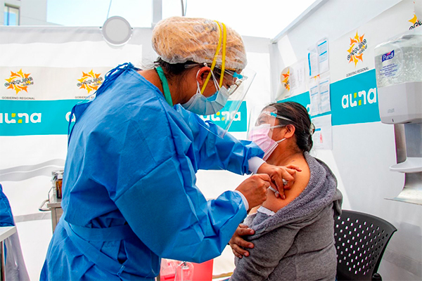 Covid-19: Perú acordó la compra de 55 millones de dosis de la vacuna para el 2022