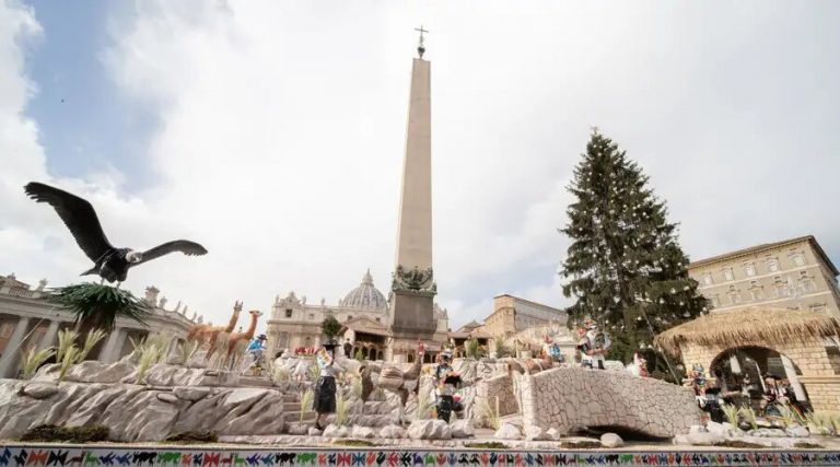 Pesebre huancavelicano de Chopcca fue inaugurado en el Vaticano