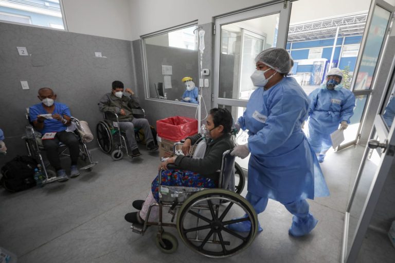 EsSalud declara en Alerta Verde a sus hospitales por feriados de fin de año