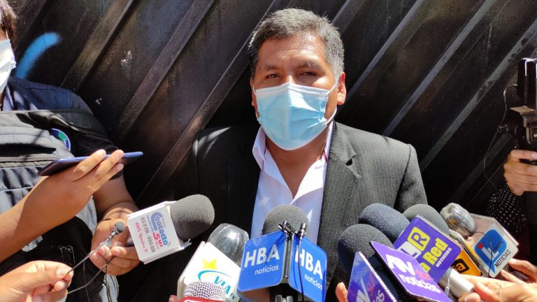 Jaime Quito evita dar declaraciones sobre el caso de violación y asegura que todo es falso