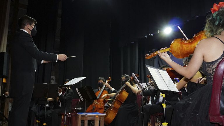 La música clásica renace con la presentación de la nueva orquesta sinfónica juvenil Eonia