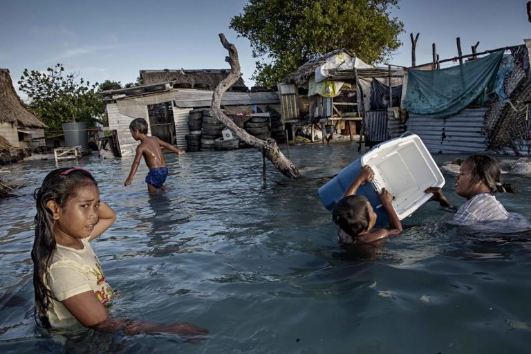Kiribati, un país a punto de desaparecer, fue el primero en recibir el 2022