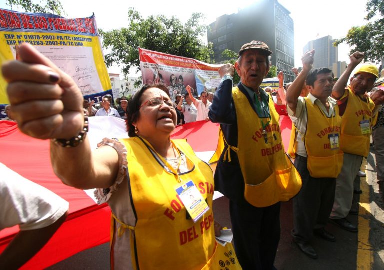 Congreso: Pleno debatirá hoy devolución de aportes a exfonavistas