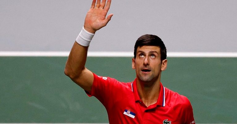 Novak Djokovic se entrena para el Australian Open 2022, pese a que su participación no está asegurada