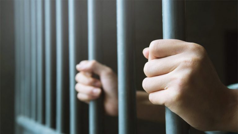Sentencian a 25 años de cárcel a sujeto que intentó abusar de su sobrino