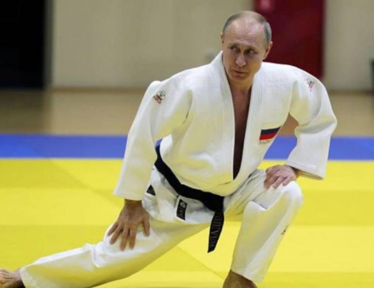 Federación Internacional de Taekwondo retira cinturón negro a Vladimir Putin