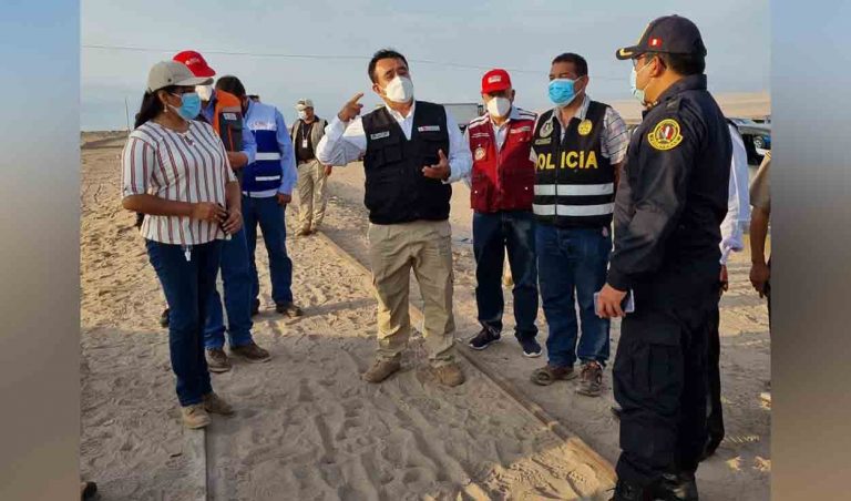Policía exhorta a migrantes a desistir de cruzar la frontera con Chile