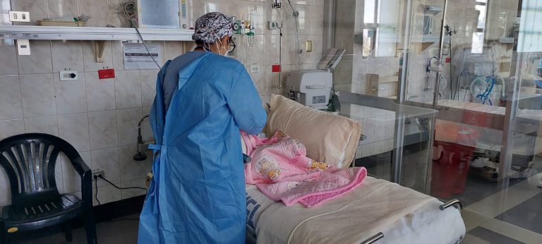 Hospital Honorio Delgado: Área UCI Pediátrico cuenta con cuatro camas de hospitalización