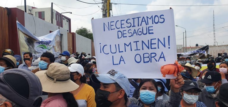 Pobladores de Socabaya y Characato exigen al GORE la culminación de obras de agua y desagüe