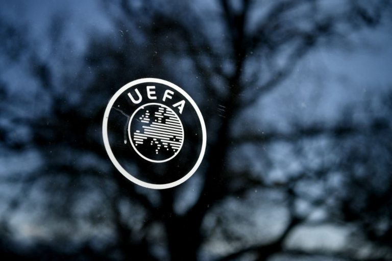 UEFA prohíbe a Bielorrusia albergar partidos europeos en casa