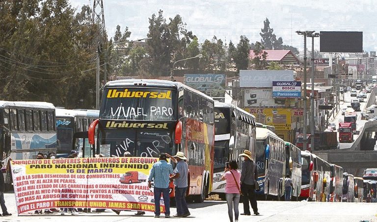 Transportistas de carga pesada irán a huelga nacional indefinida