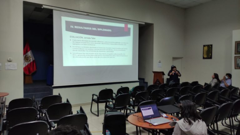 Arequipa: Capacitaron a 49 profesores en temas de interculturalidad