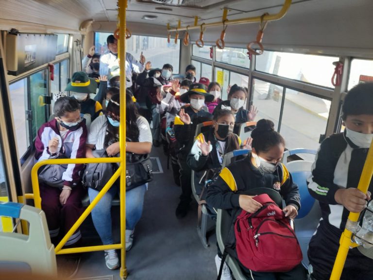 Empresa de Cayma habilitó buses de uso exclusivo para escolares