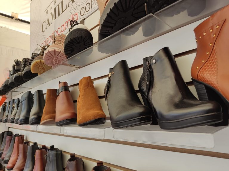 Microempresarios no descartan un aumento en el costo de calzados tras alza de materiales para su elaboración