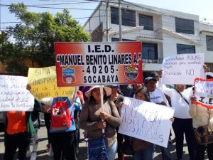 Alrededor de 800 estudiantes del colegio Benito Linares se ven perjudicados por las obras inconclusas de este centro educativo.
