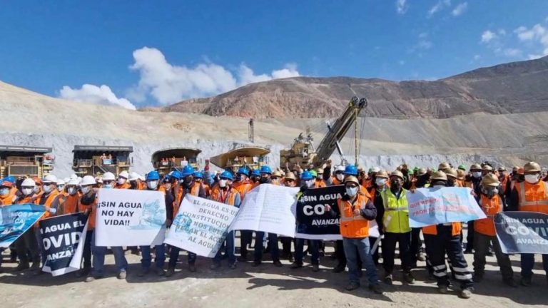 Trabajadores de Southern exigen agua para el campamento minero donde viven con sus familias