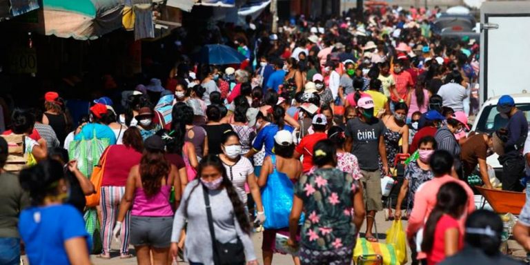 Ipsos: Perú es el país más desconfiado de Latinoamérica y el quinto menos feliz del mundo
