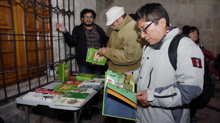 Festival “Santos Libros” se realizará a finales de abril en Arequipa