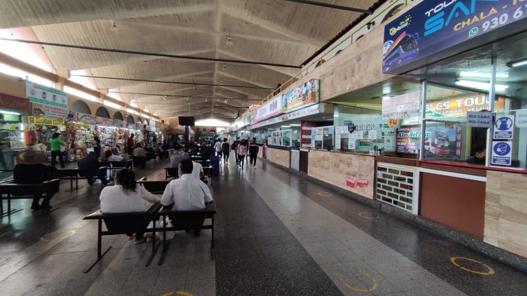 Terminal Terrestre de Arequipa: Ofrecen pasajes a Lima pese a bloqueo de la Panamericana Sur