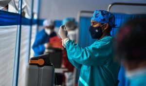 Vacunación contra la COVID-19.