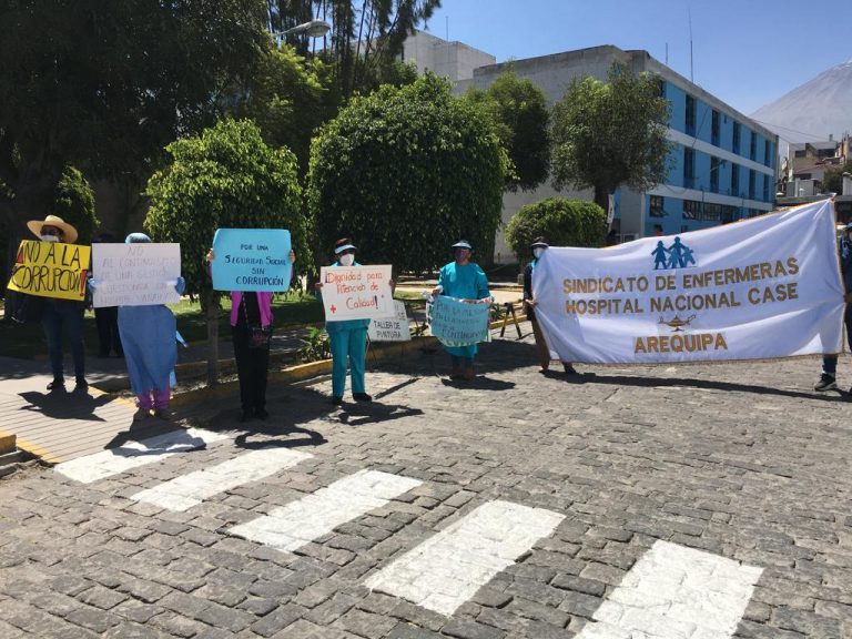 Enfermeras de Essalud rechazan la designación de Ylber Zeballos como nuevo gerente