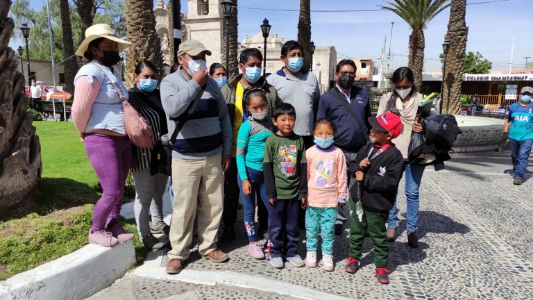 En abandono: Colegio de Pampa Cañahuas se cae a pedazos