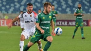 Foto: AFP - En la primera fecha, Melgar cayó 2-0 en Brasil