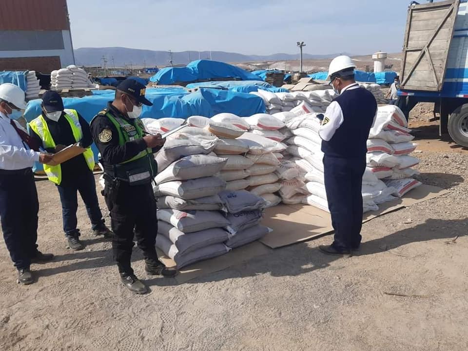 La Joya: Incautan sacos de maíz y azúcar, los cuales serían mercadería de procedencia ilegal