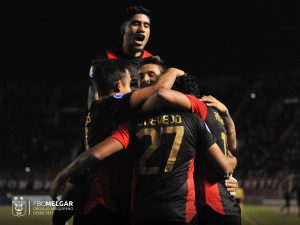 Foto: FBC Melgar - 'Rojinegros' celebrando el primer tanto del encuentro