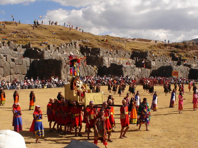 Inti Raymi podría celebrarse con público este 2022