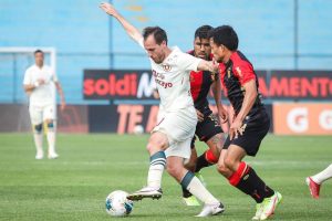 Foto: Liga 1 - Melgar y Universitario en el último partido del 2021