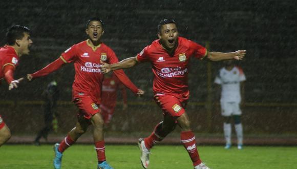 Foto: Jhefryn Sedano / @photo.gec - Sport Huancayo celebrando gol ante Melgar